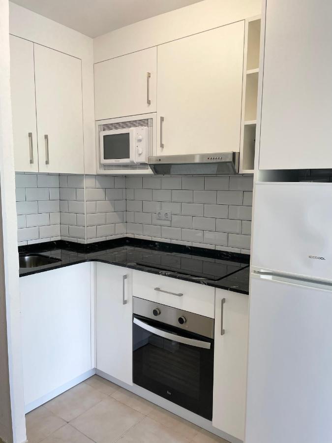 Apartamento Centrico Con Piscina سالو المظهر الخارجي الصورة