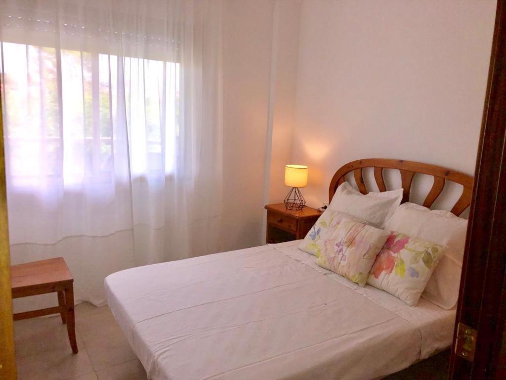 Apartamento Centrico Con Piscina سالو المظهر الخارجي الصورة